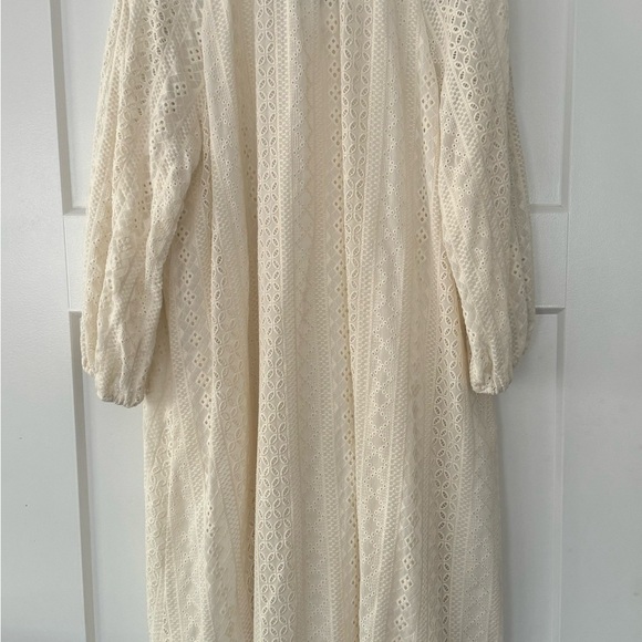 ZARA Ivory eyelet Dress, brand new - Picture 5 of 5
